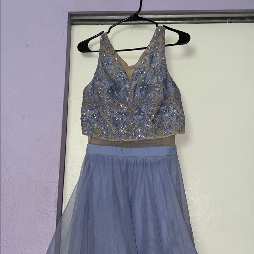 Very cheek prom dress